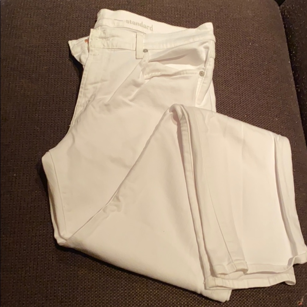 Men’s 7 for all Mankind white jeans